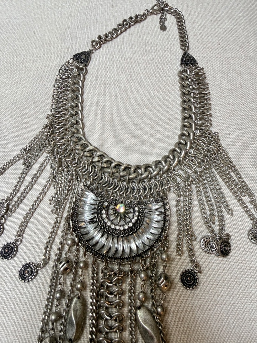 Paparazzi "The Alicia" Zi Collection Silver Tone Boho Statement Necklace - Picture 8 of 8